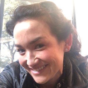 Meet your Posher, Jeanette